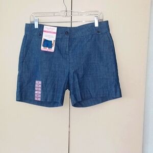 Isaac Mizrahi Tailored shorts NWT size 6 jean blue